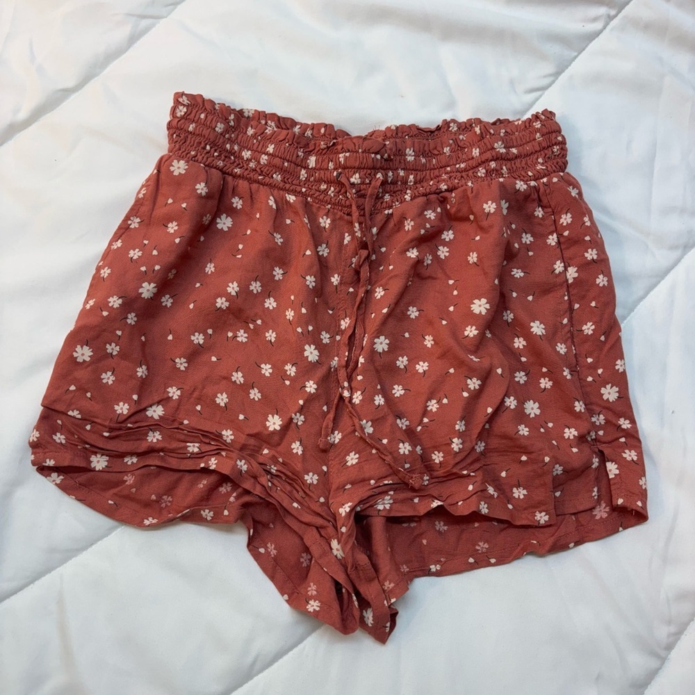 Floral Rust Women's Shorts size small (no size tag)